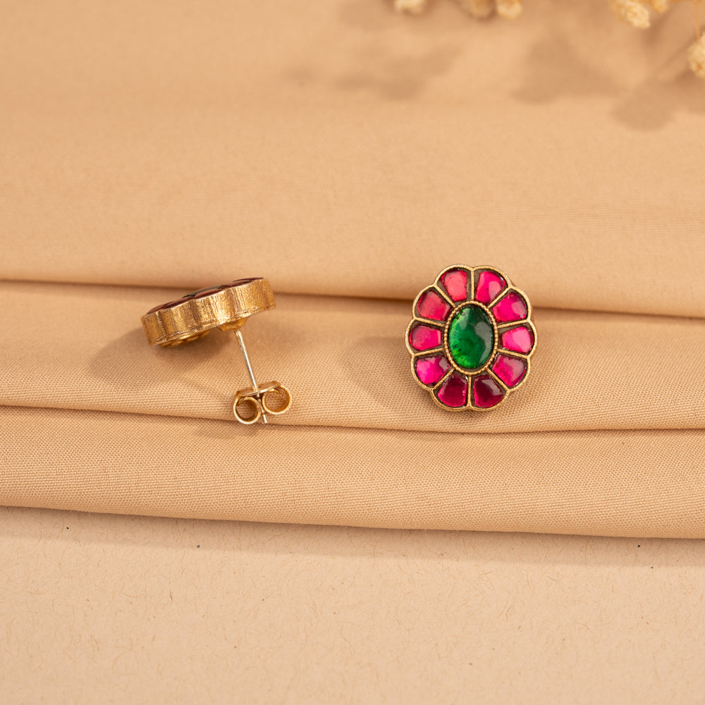 Kundan Studs