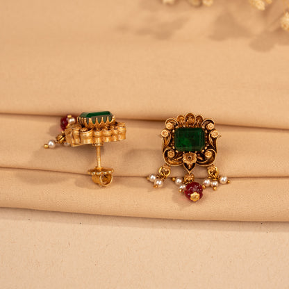 Kundan Studs