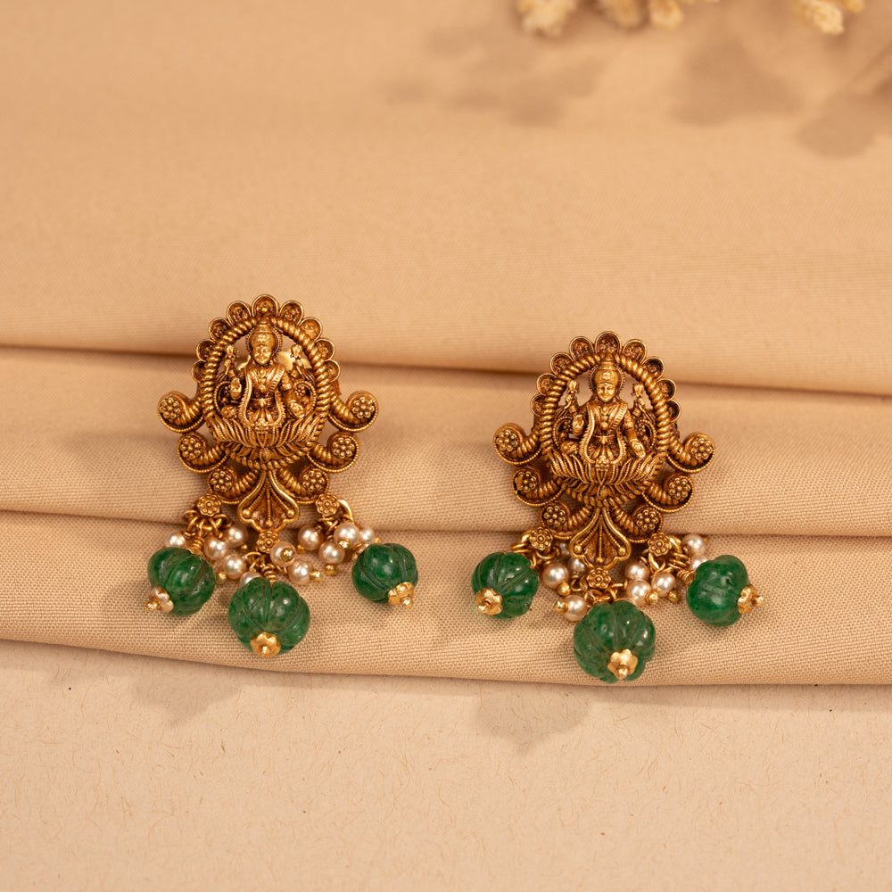 Kundan Studs