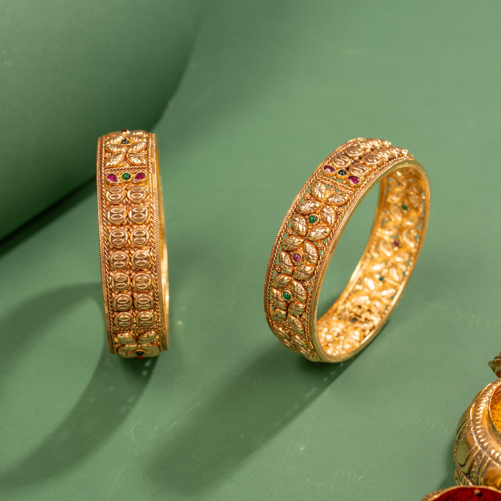 Nakas Bangle