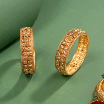 Nakas Bangle
