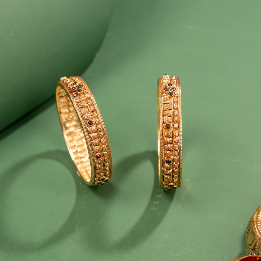 Nakas Bangle