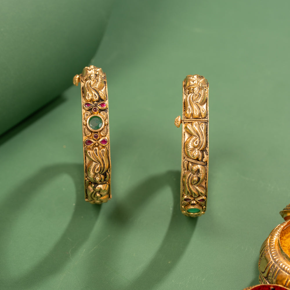 Nakas Bangle