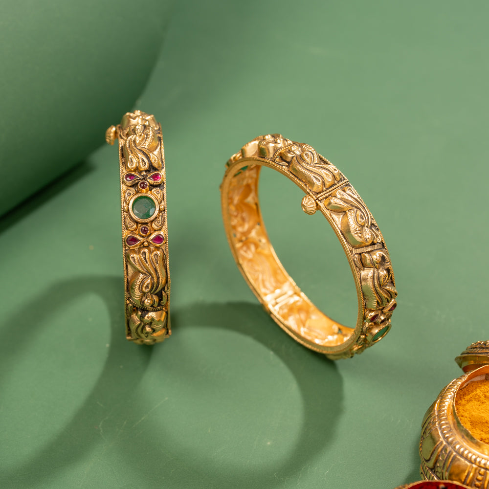 Nakas Bangle