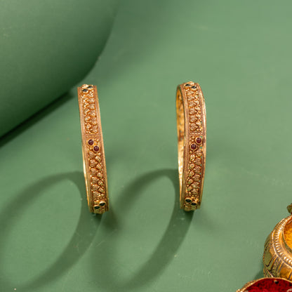Nakas Bangle