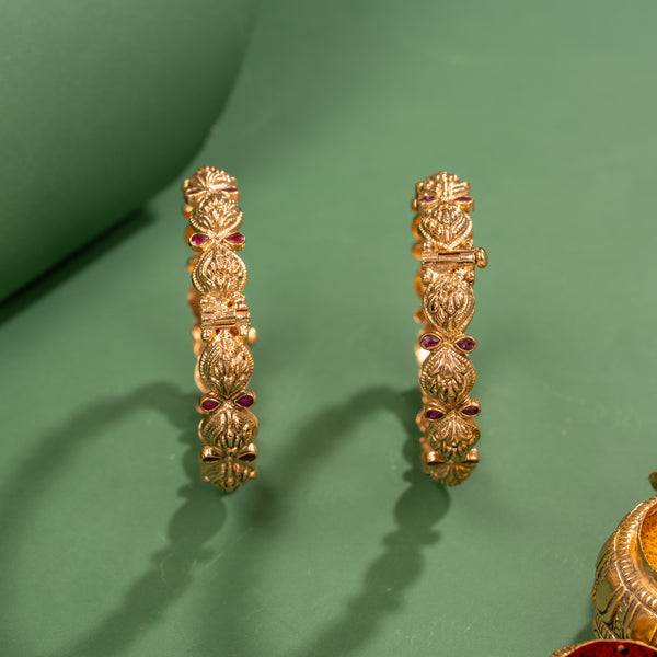Nakas Bangle