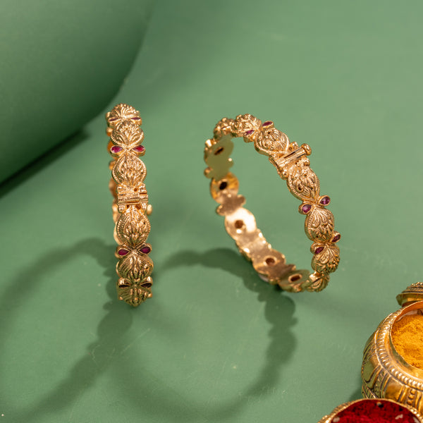 Nakas Bangle