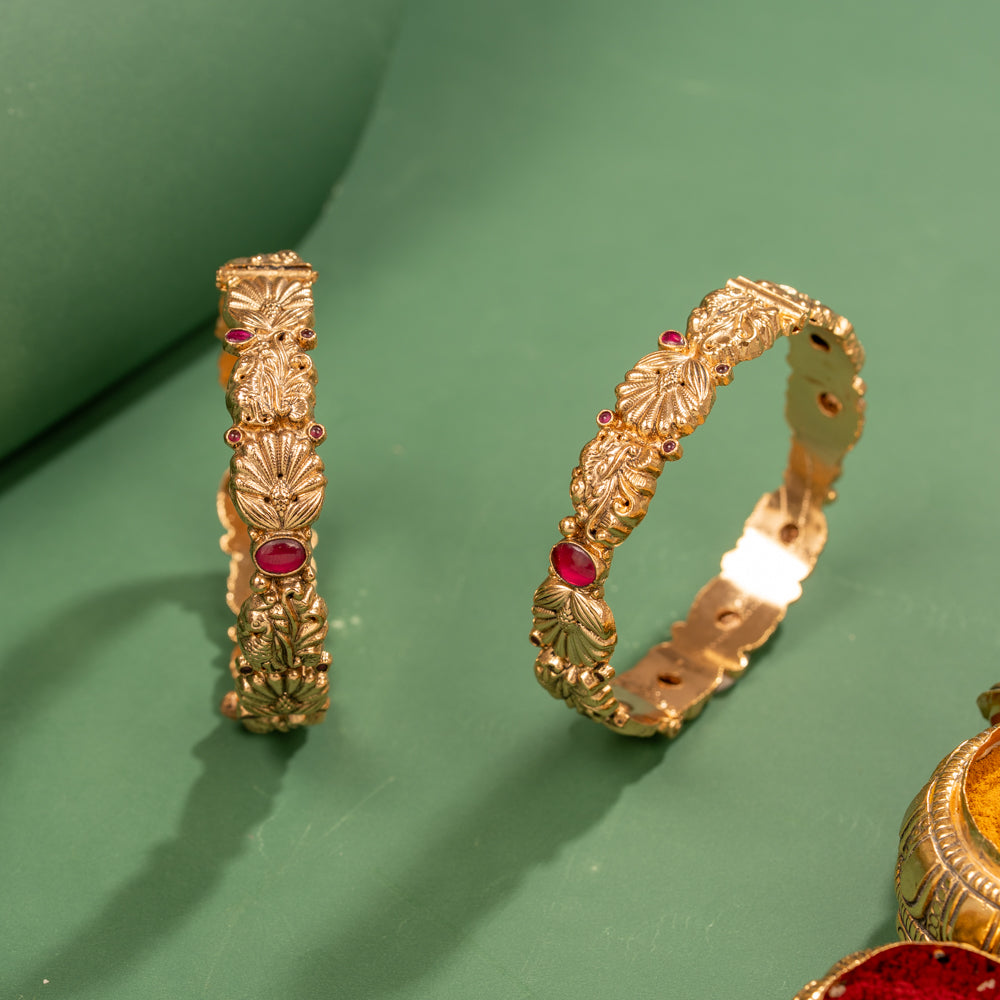 Nakas Bangle
