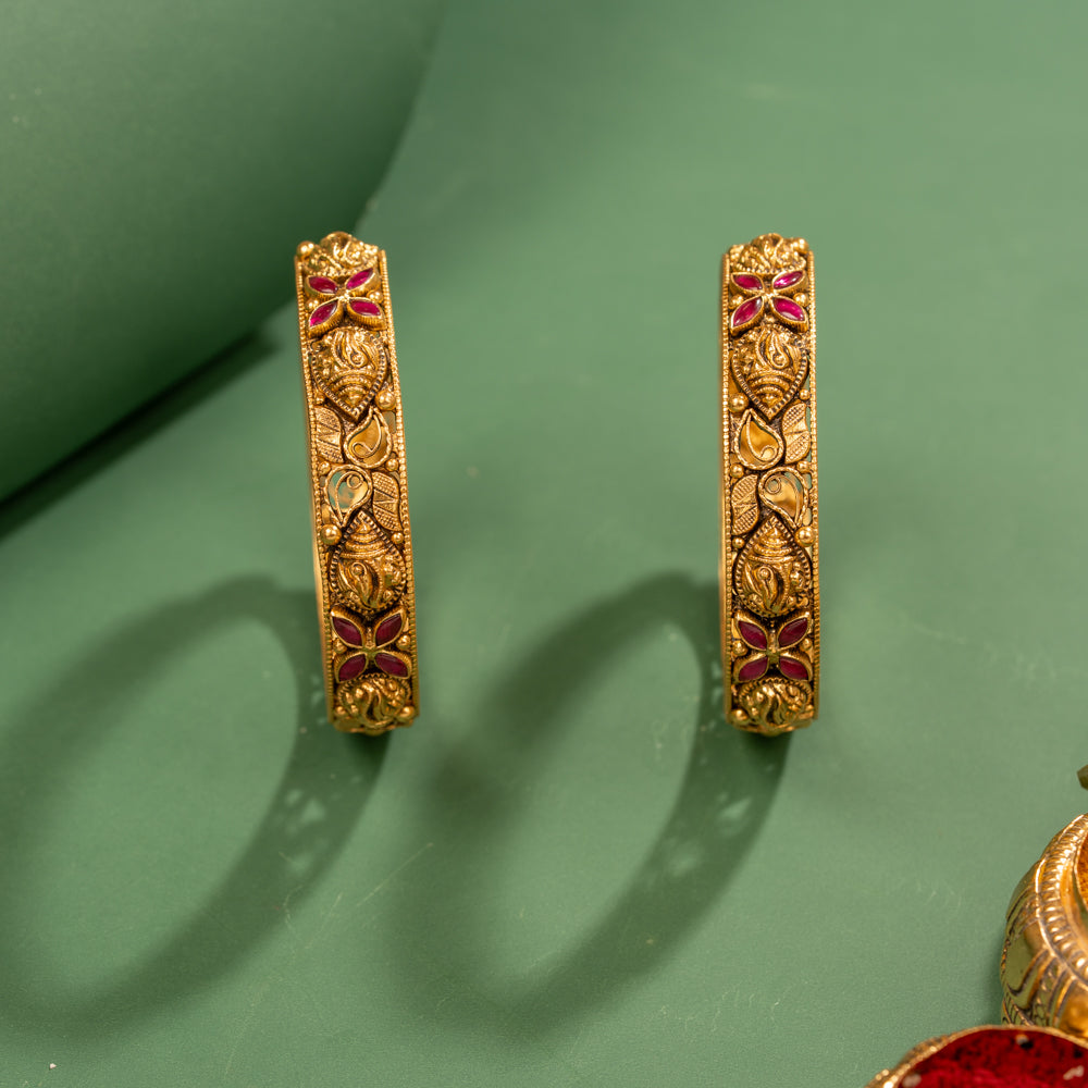 Kundan Bangles
