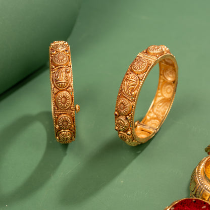 Nakas Bangle