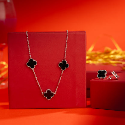 Minimal chain and studs