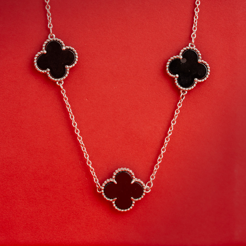 Minimal chain and studs