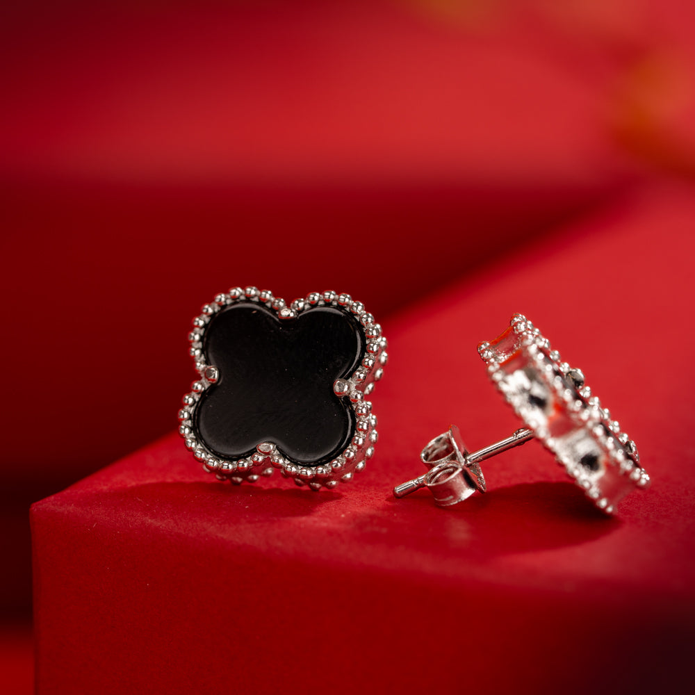 Minimal chain and studs