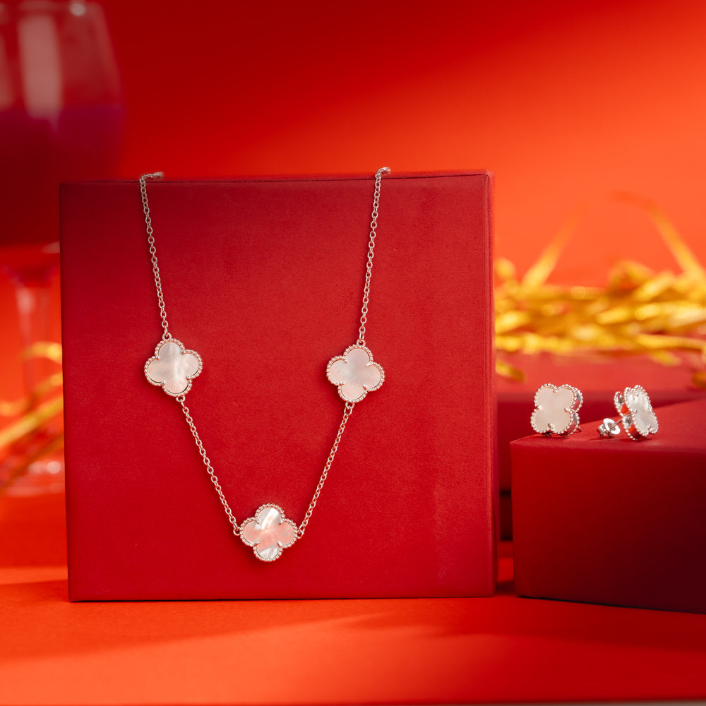 Minimal chain and studs