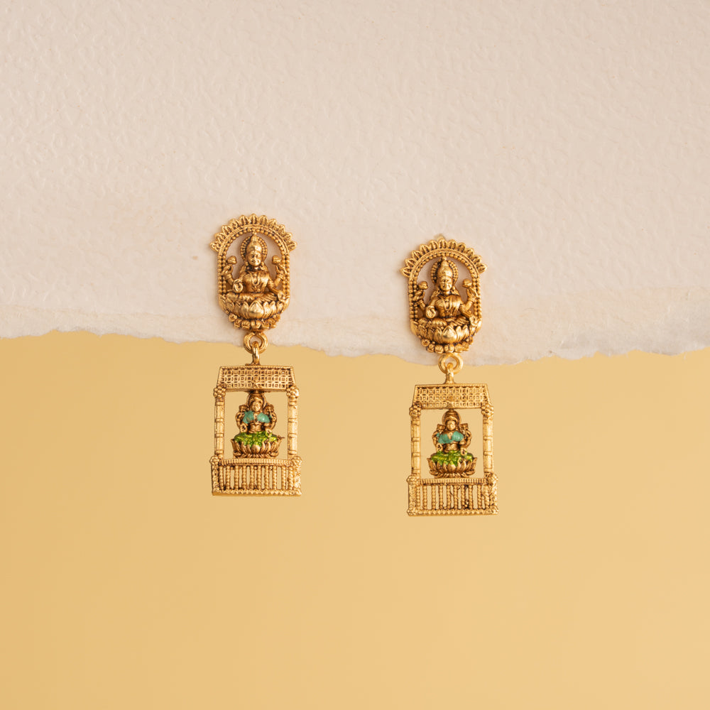 Reyanshi Antique Earrings