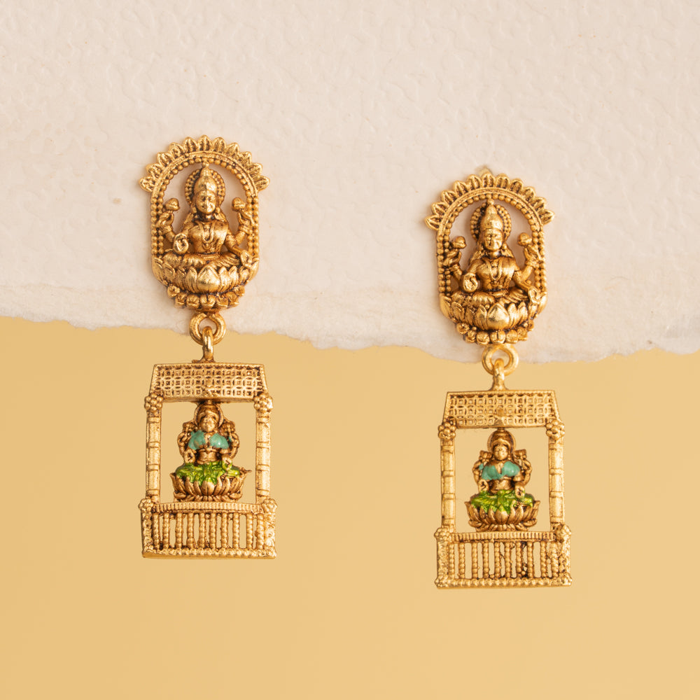 Reyanshi Antique Earrings