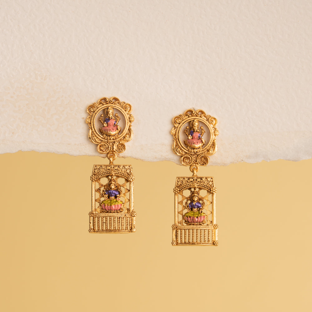 Reshaya Antique Earrings
