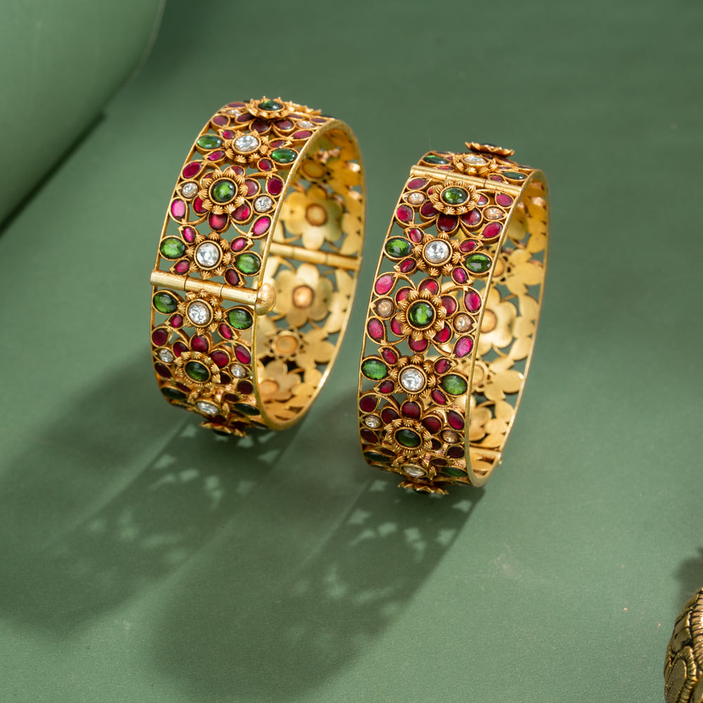 Kundan Bangles