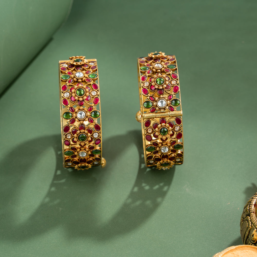 Kundan Bangles