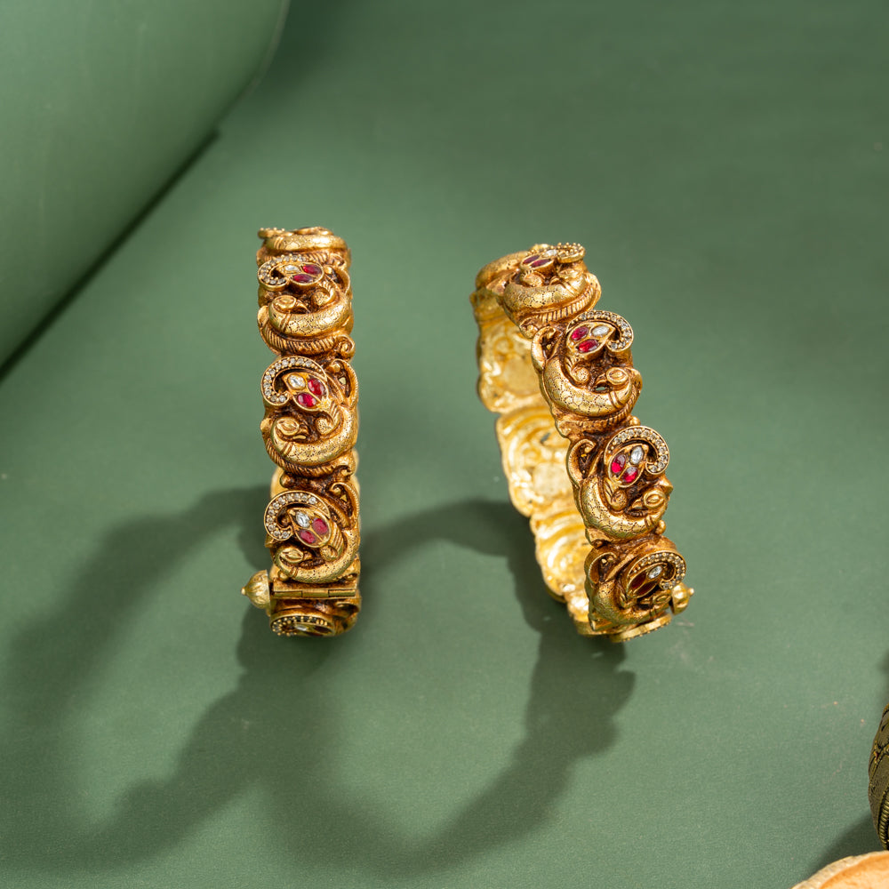 Kundan Bangles
