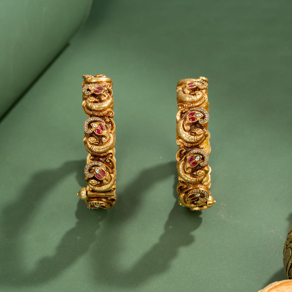 Kundan Bangles