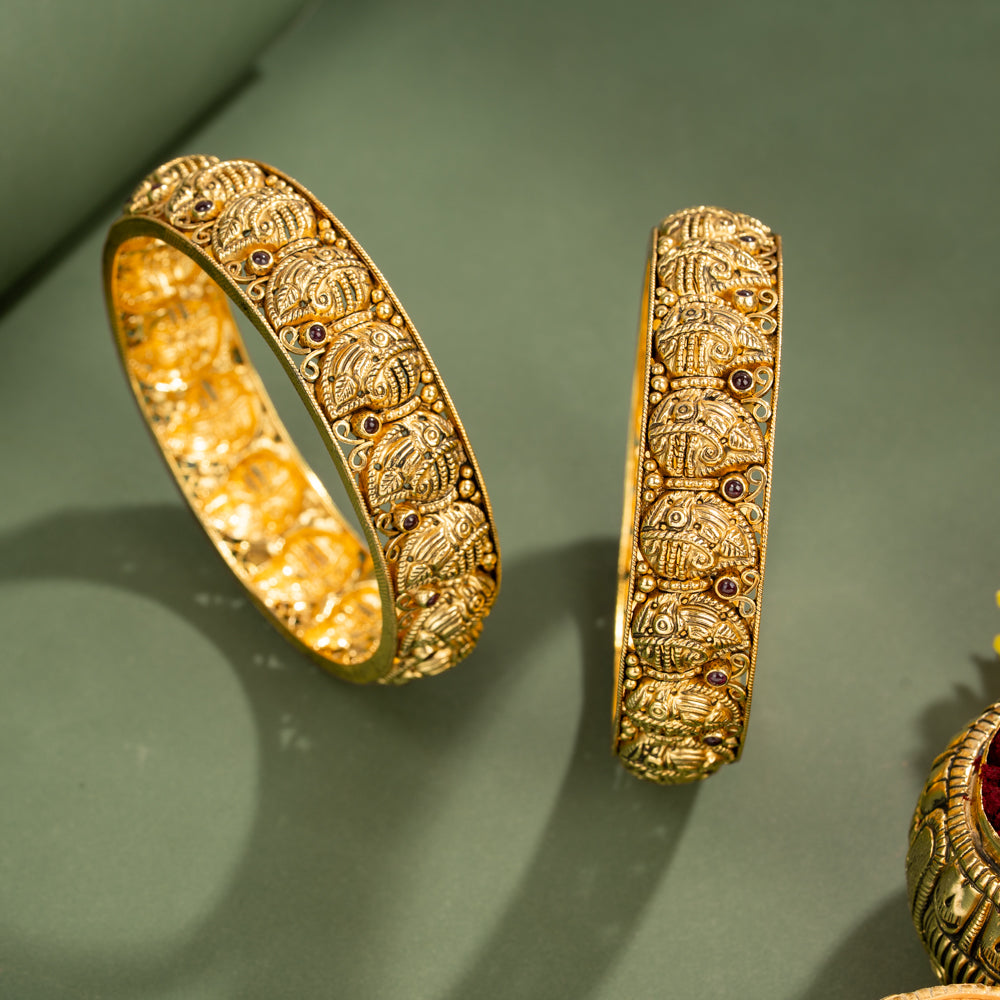 Nakas Bangle