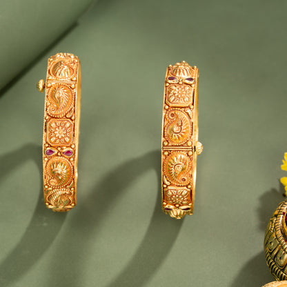 Nakas Bangle