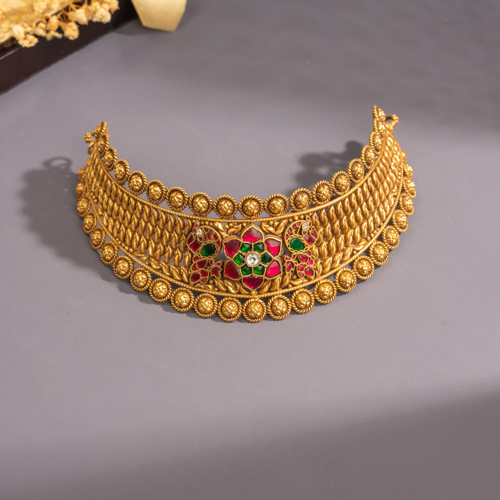 Kundan Choker