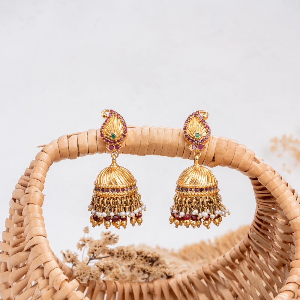 Shrivi Jhumka