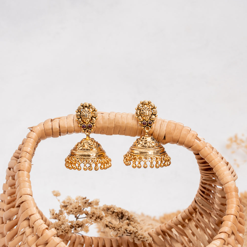 Adarsha Jhumkas