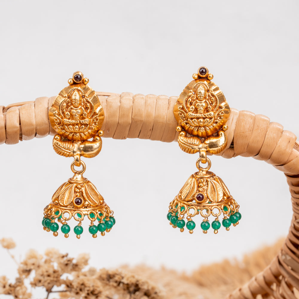 Nakas Jhumkas