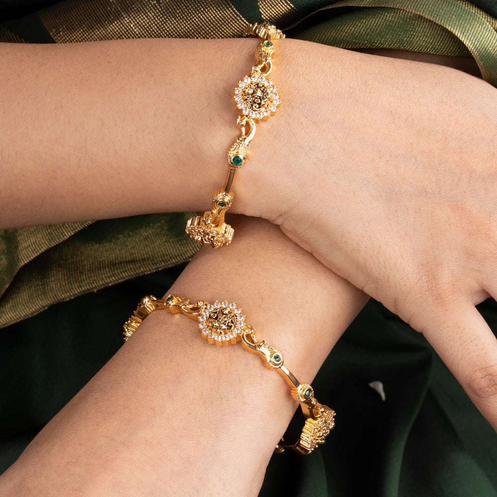Sleek Bangle