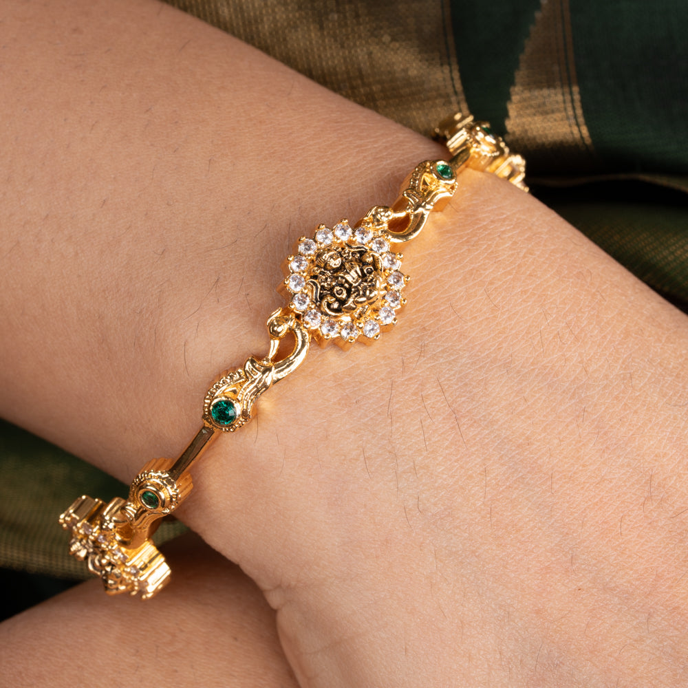 Sleek Bangle