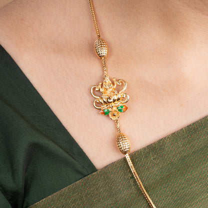 Pavika Mugappu Chain