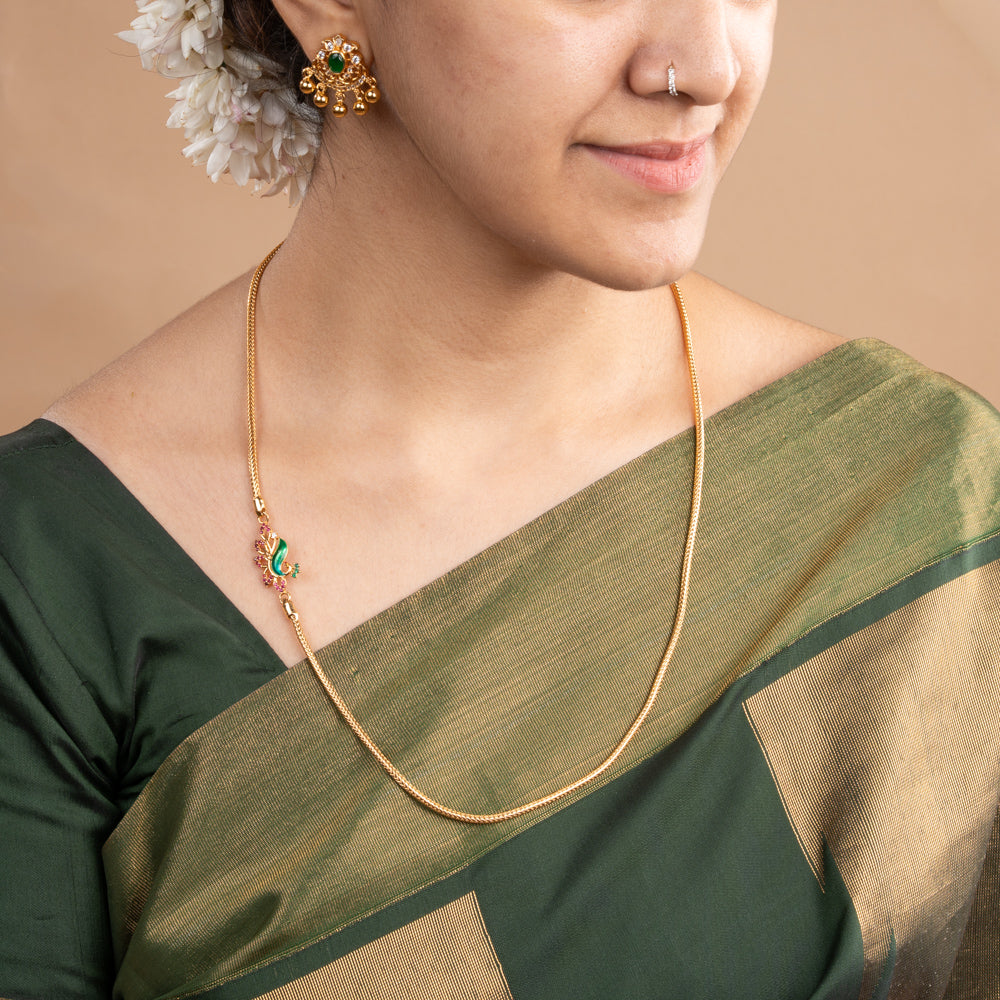 Taruna Mugappu Chain