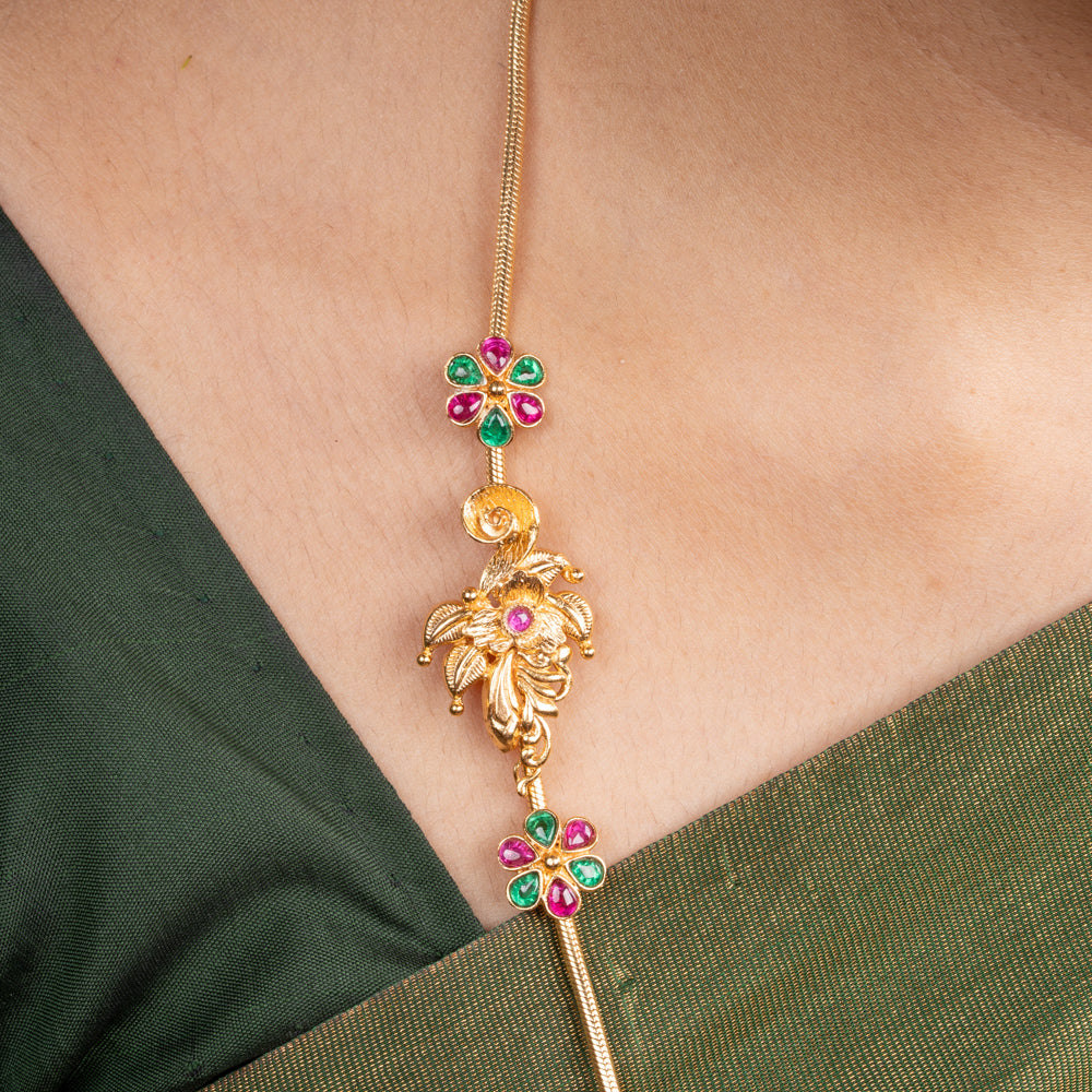 Vallika Mugappu Chain