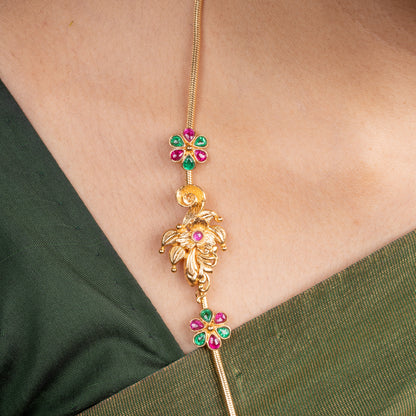 Vallika Mugappu Chain