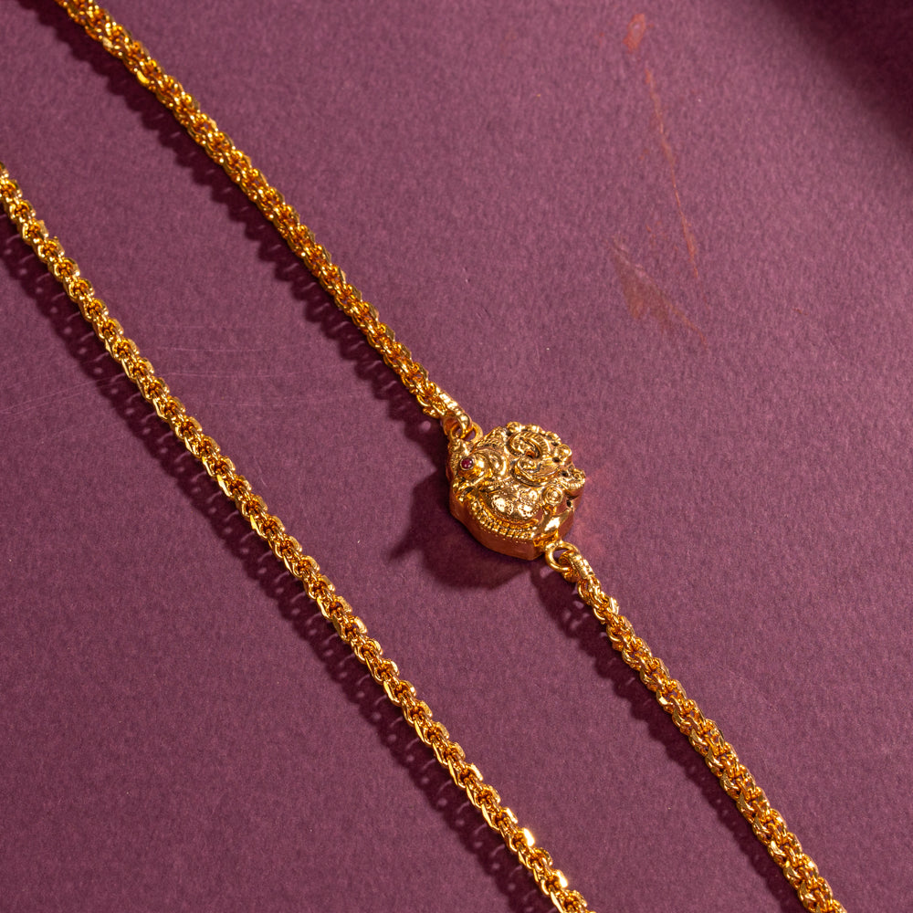 Mugappu Chain
