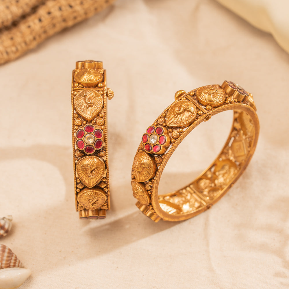 Kundan Bangles