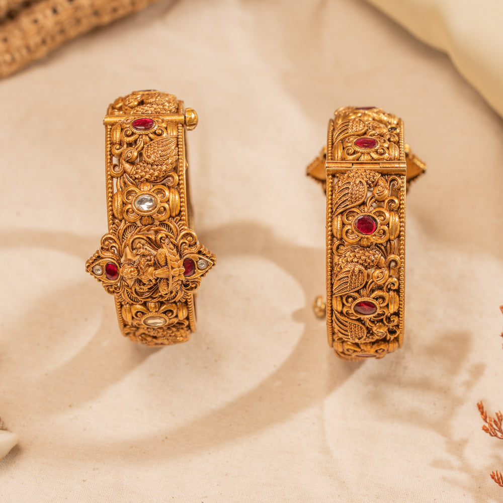 Deep Kundan Bangle