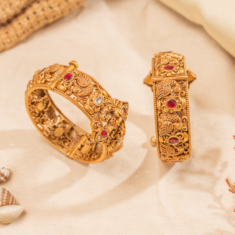 Deep Kundan Bangle