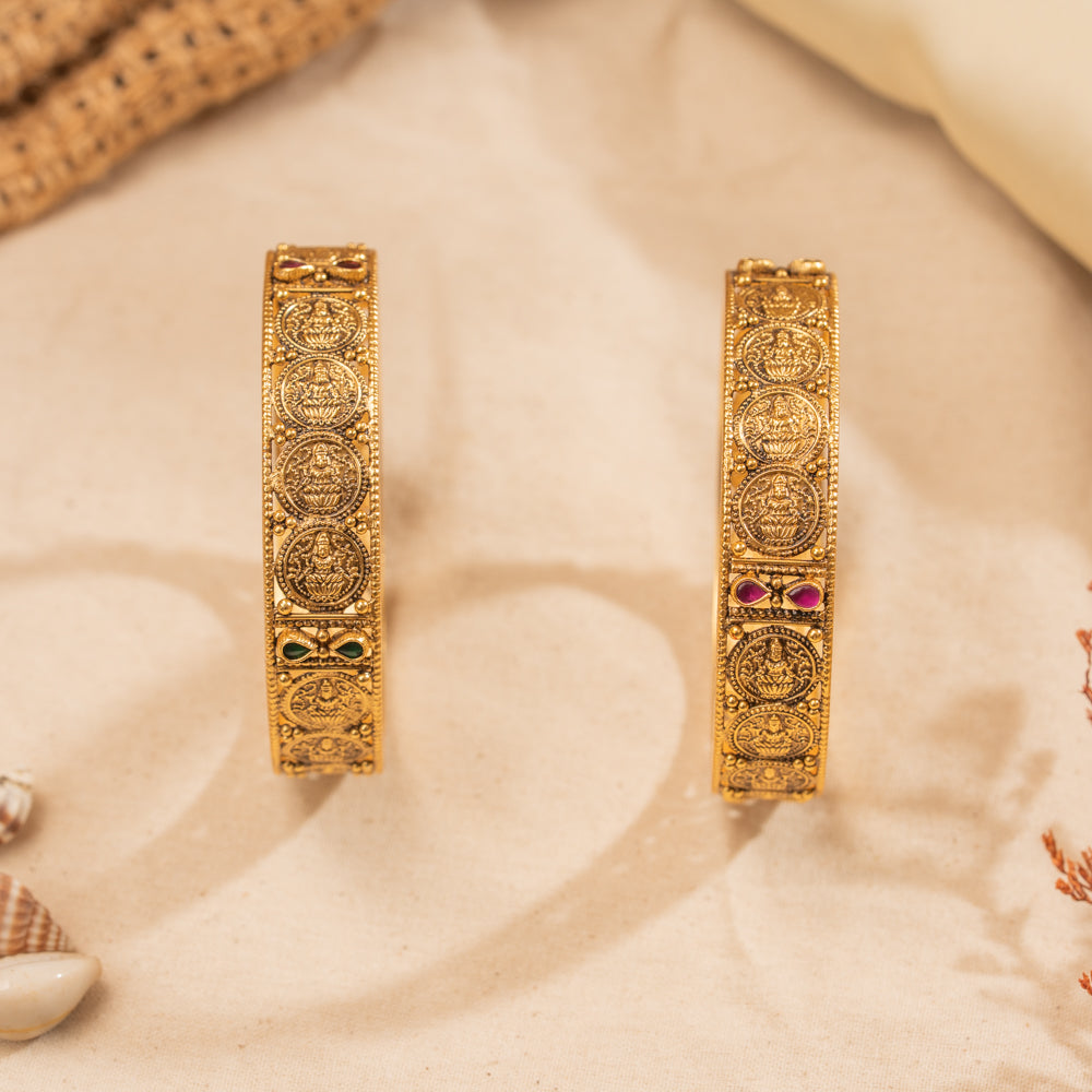 Nakas Bangle
