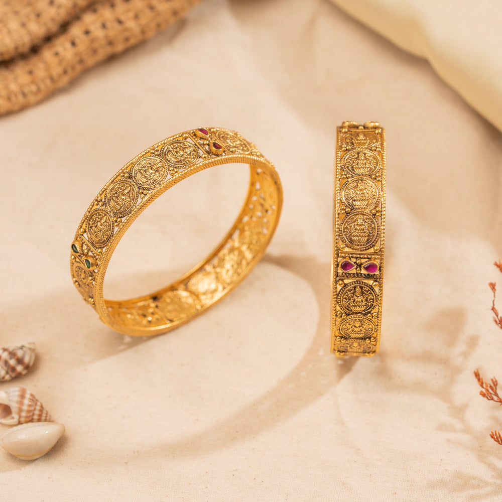 Nakas Bangle