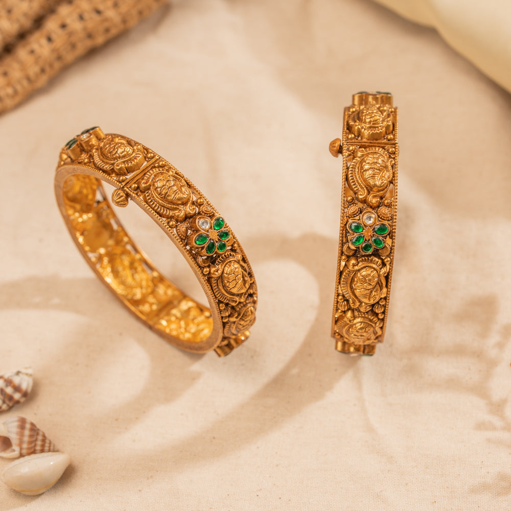 Kundan Bangles
