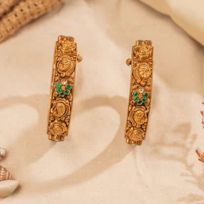Kundan Bangles