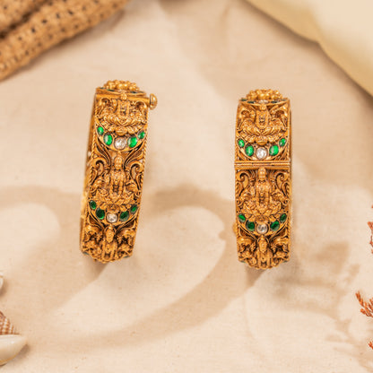Deep Kundan Bangle