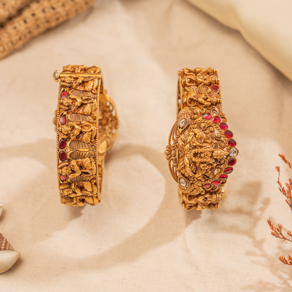 Deep Kundan Bangle