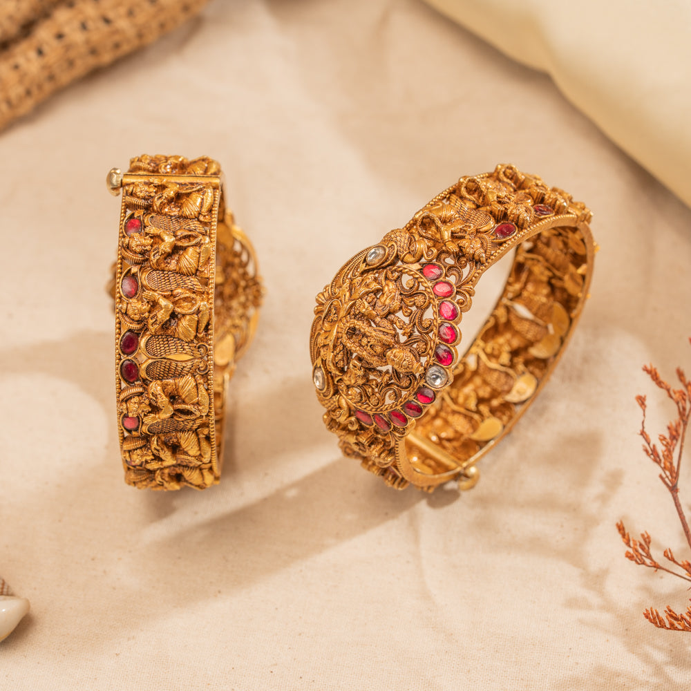 Deep Kundan Bangle