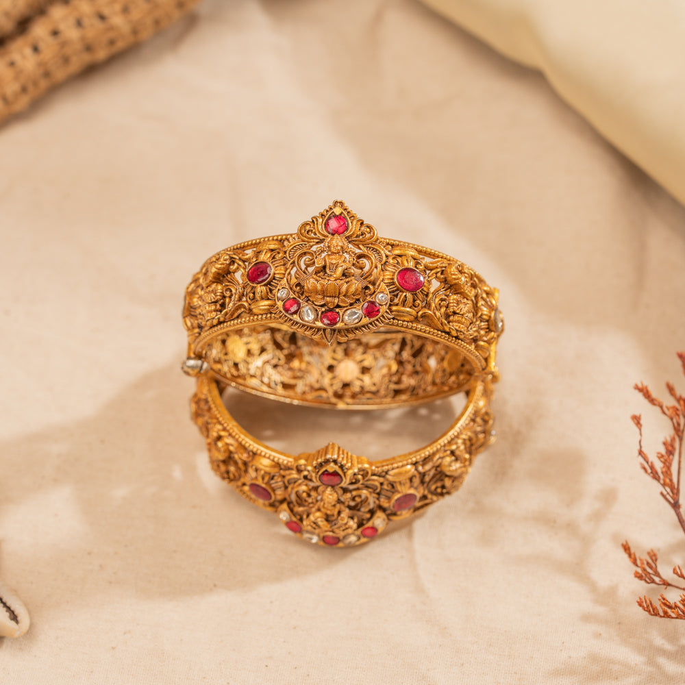 Deep Kundan Bangle