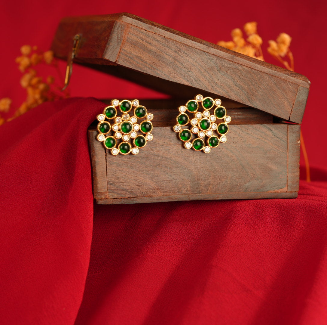 Kundan Studs